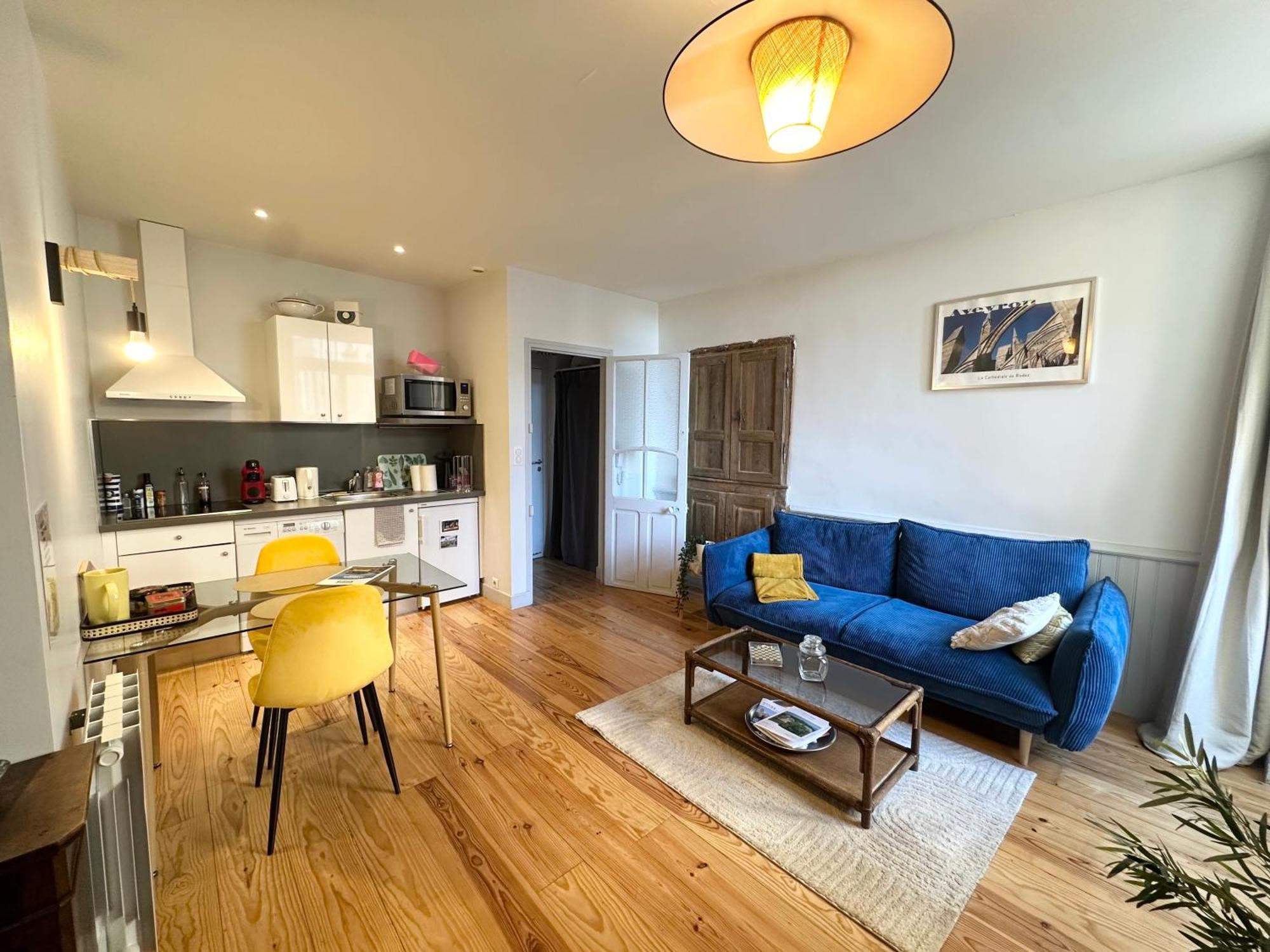 Appartement Le Bourg Hypercentre Wifi Родез Екстериор снимка